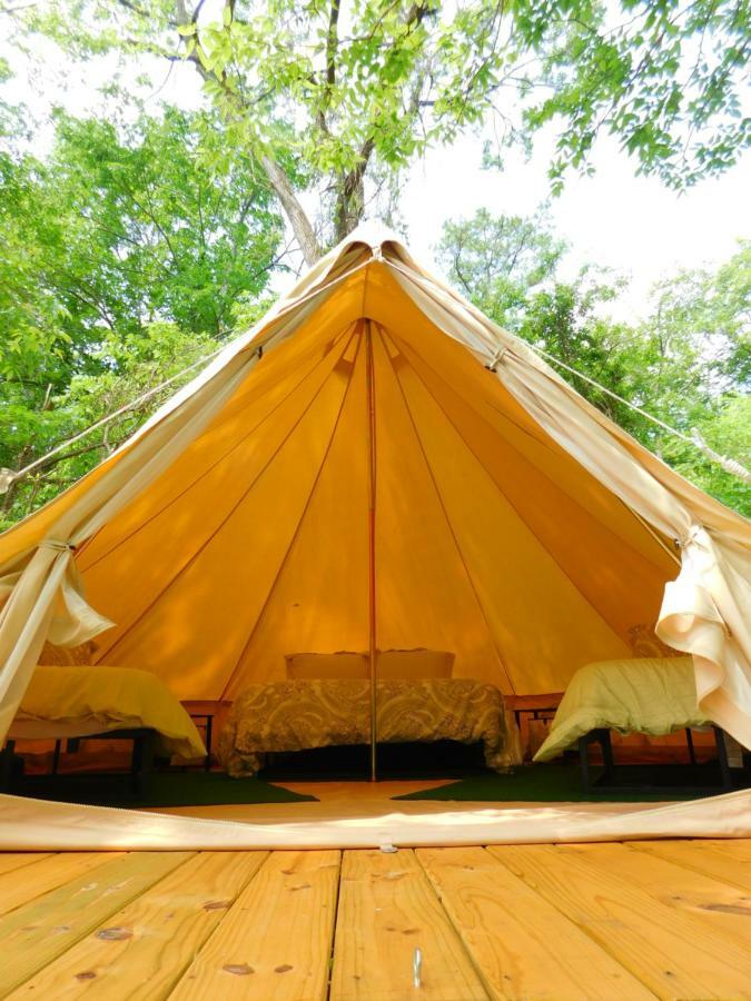 Glampin' In Style-Broken Bow Hotel Exterior foto